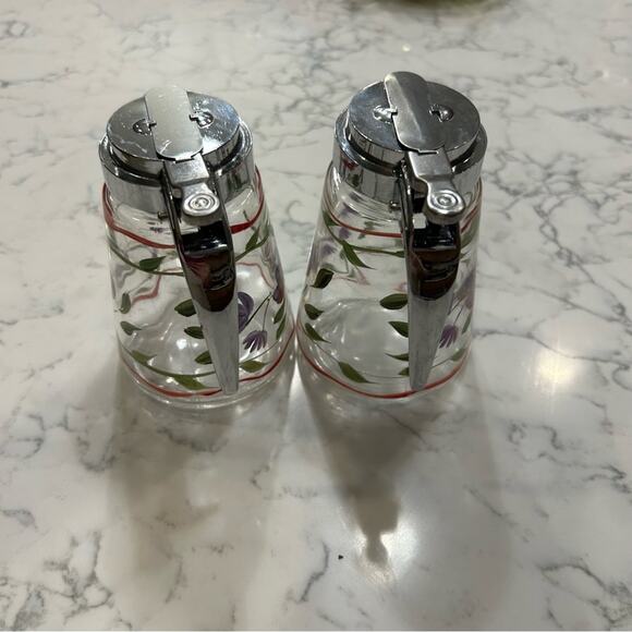 Set of 2 Vintage Glassware Metal Lid Hand Painted Syrup Pourers Dispensers - Picture 4 of 9